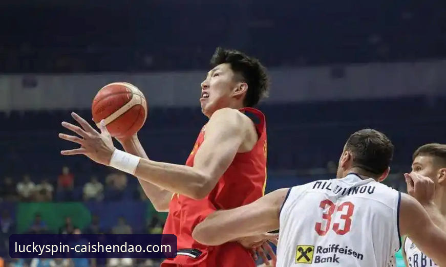 逆转与遗憾：皮特森38分高光对决周琦关键罚失，福建终结北京连胜